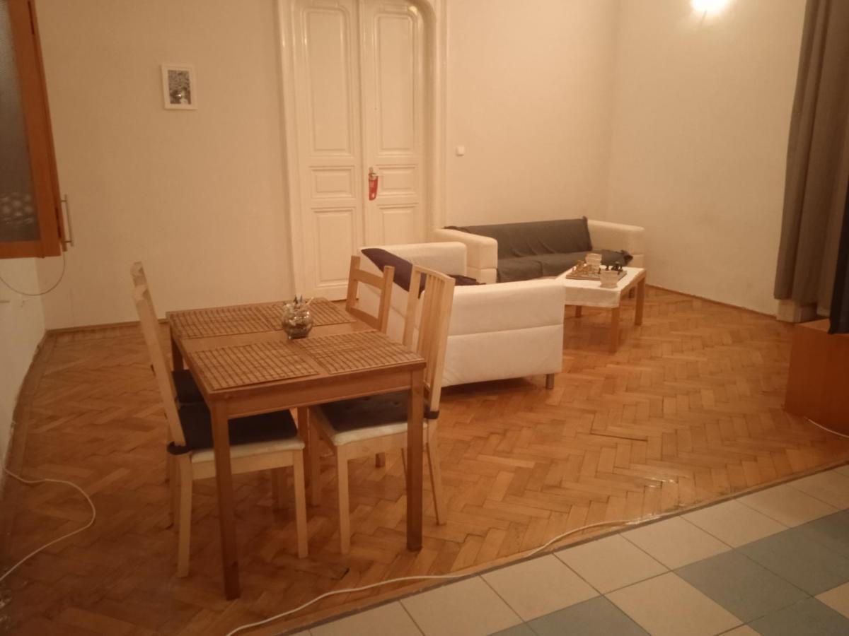 Alternative Hilton In Central Budapest Lejlighedshotel Eksteriør billede